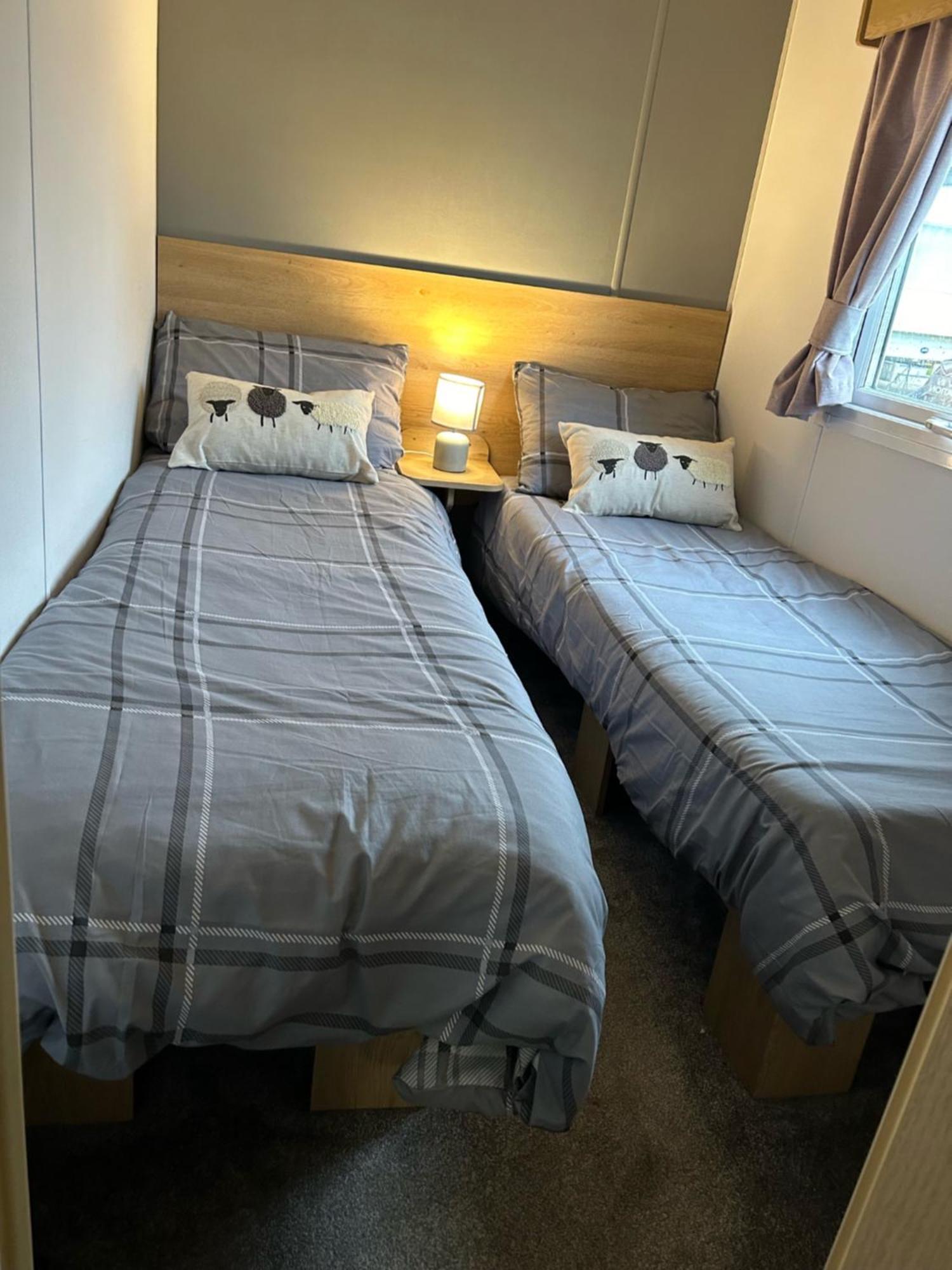 Beautiful 8 Birth Holiday Home - Tattershall Lakes Exteriör bild